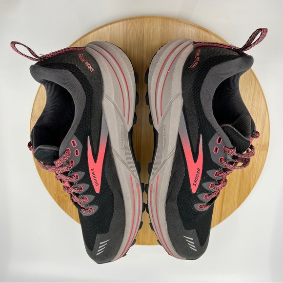 Brooks Cascadia 16 GTX Women’s size 8 - Picture 10 of 15
